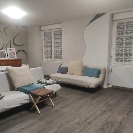 Habitación en casa particular Chez Martine Alba