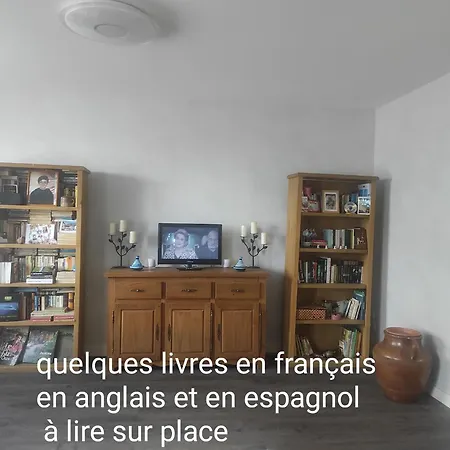 Δωμάτια σε οικογενειακή κατοικία Chez Martine Alba *